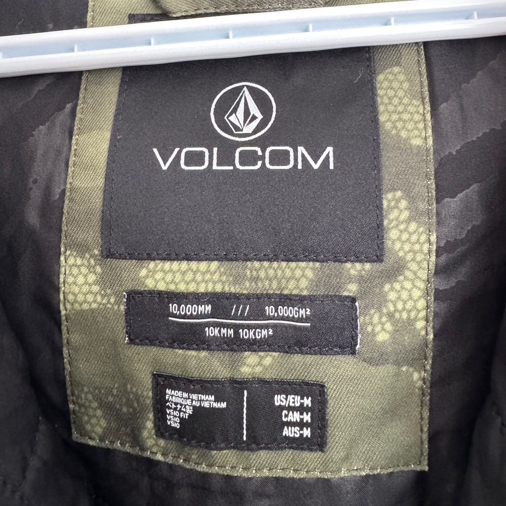 Volcom Snow Jacket - Picture 3 of 3